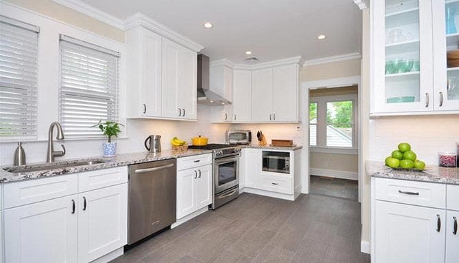 ice-white-shaker-kitchen-cabinets-79